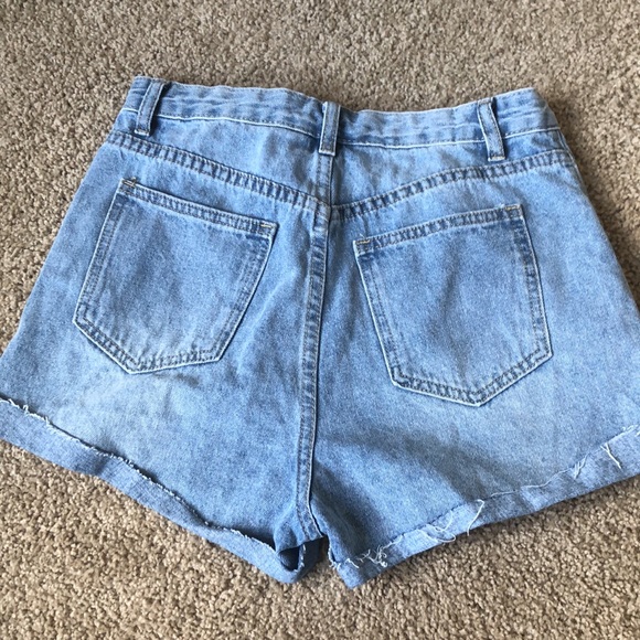 Shein high-waisted shorts - Picture 3 of 3